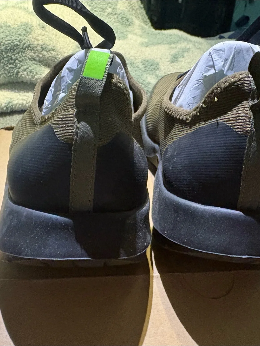 OOFOS Olive and Black Men's Lace-Up Sneakers